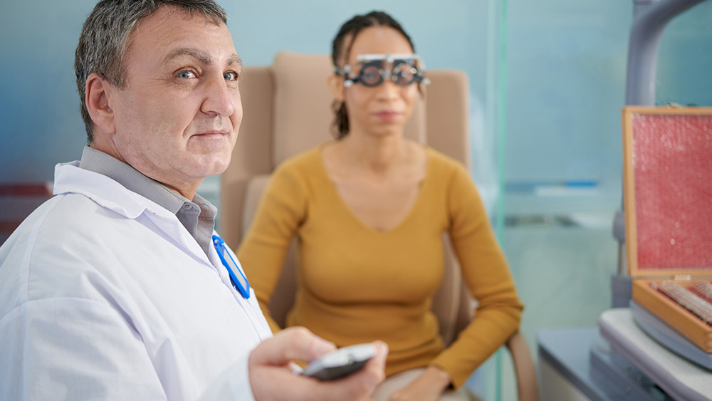 EVO ICL Cost vs. LASIK: Which One Fits Your Budget?
